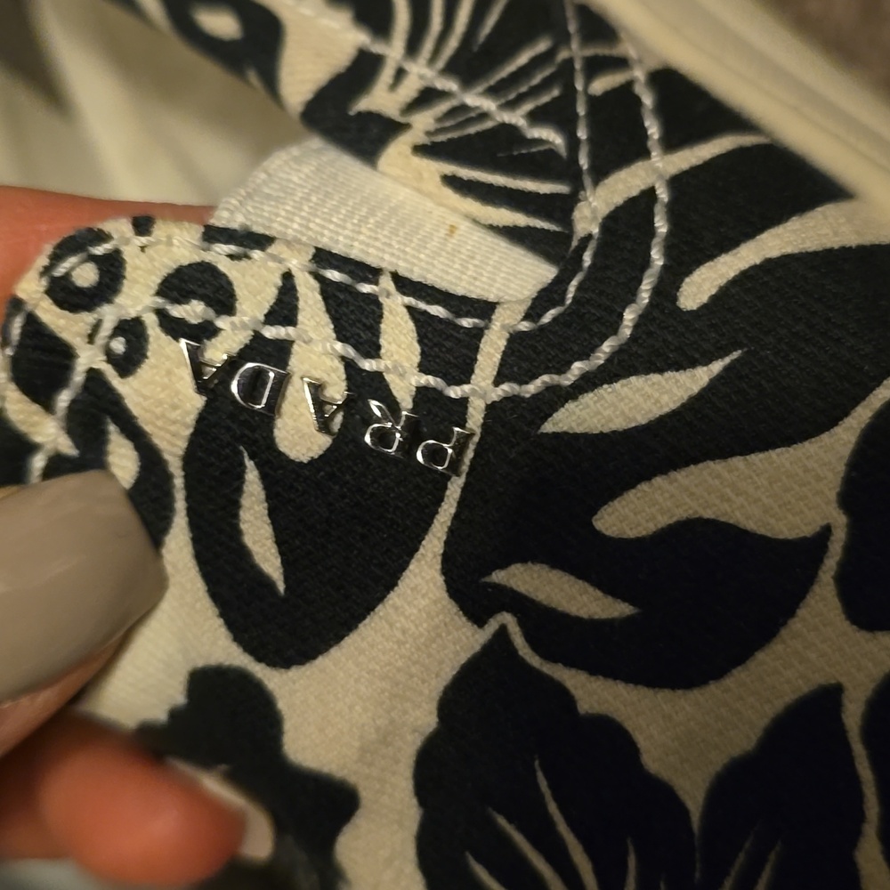 Prada hawaiian 🌺 floral slip ons 7 - Picture 11 of 13